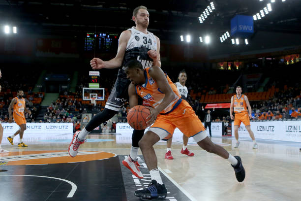 划通过塞纳 划通过塞纳