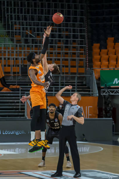 但对上快节 但对上快节